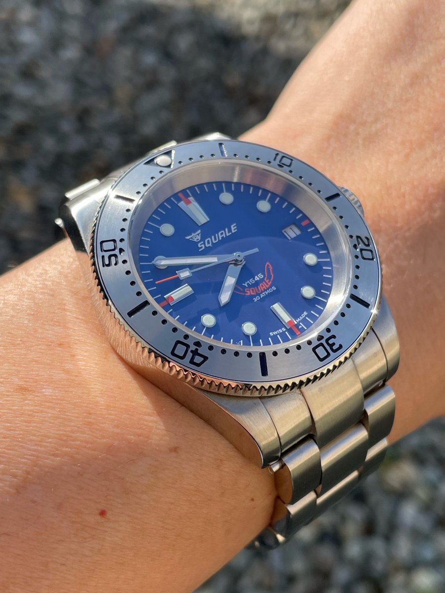 smsm13535's tweet image. 晴天ですね。
スクワーレ🇨🇭さんの1545⌚️
#SQUALE