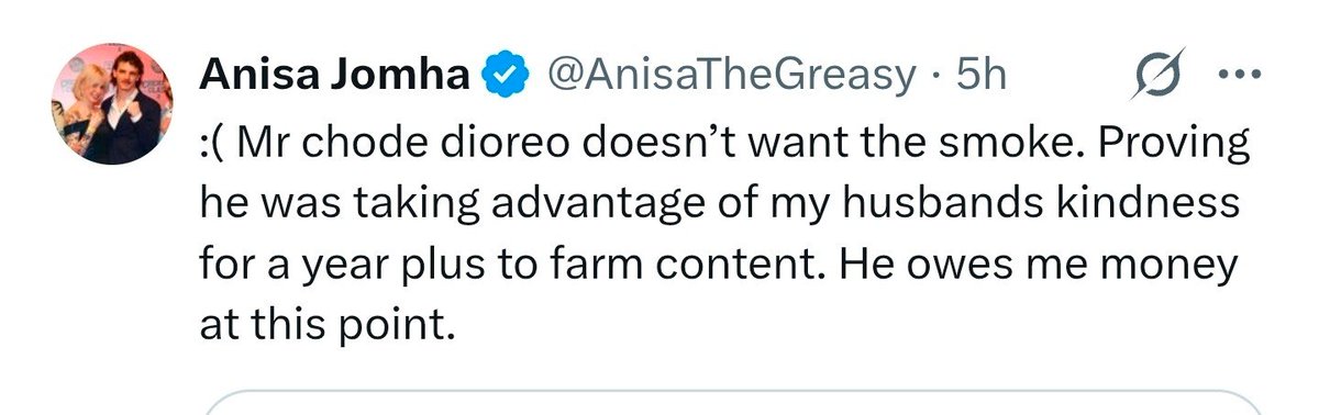 Rose tweet media