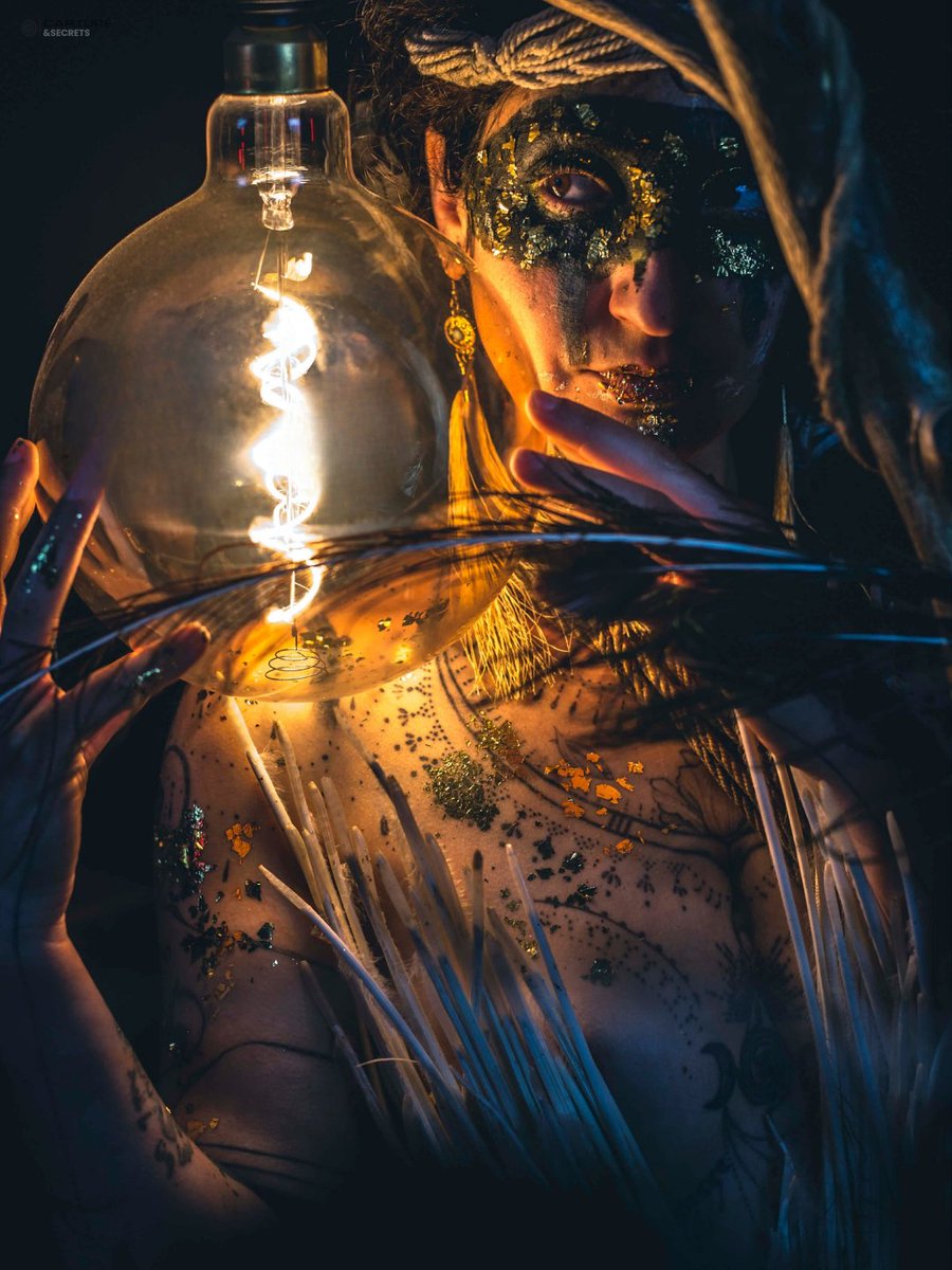 shibariLingons's tweet photo. " Gardienne "
Modèle : Manon 

Un instant de magie et une évasion Photographique 

Capture et secrets à Langres 

📷✨📷
#langres  #photographe #hautemarne https://t.co/HucC87QxIs