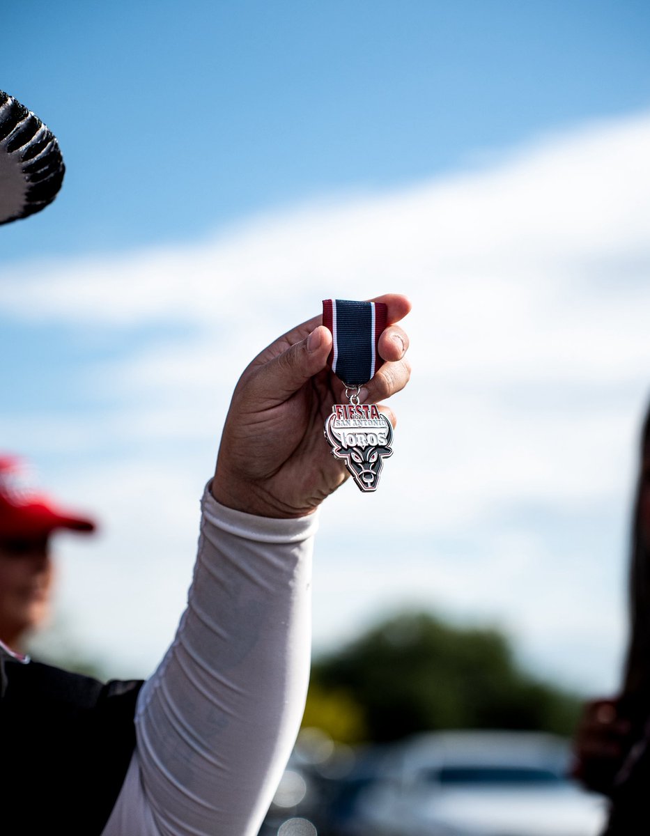 CoFLToros's tweet photo. Come by and get your Toro medals for Fiesta at out Toros Spirit Night‼️
.
.
#fiestamedals | #vamostoros | #cofl https://t.co/SN20hY6fxq