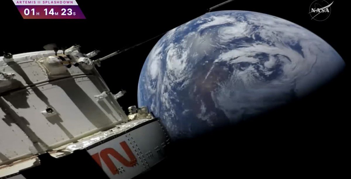 Jasmine 🌌🔭 tweet media