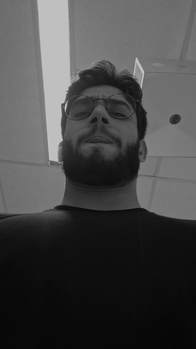 barbie estagiária tweet media