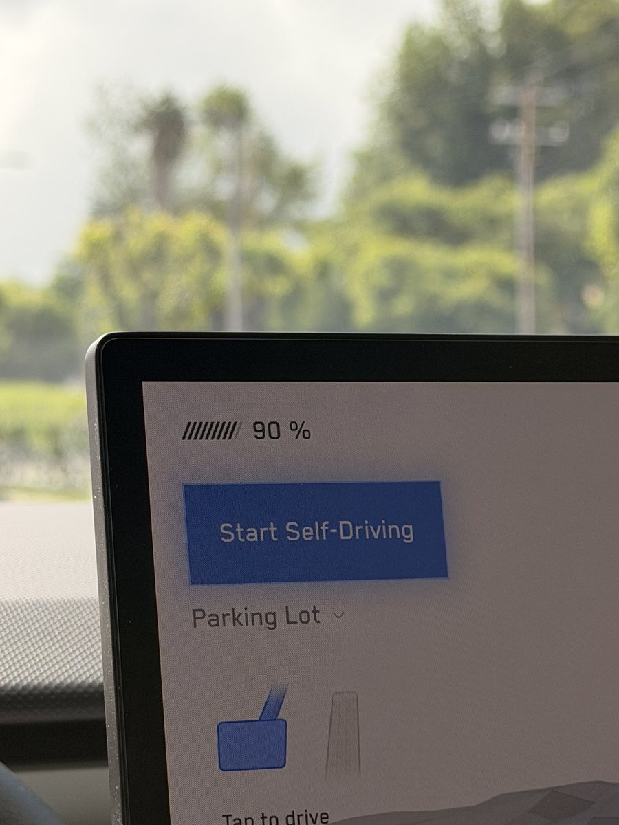 Viv 🪩 tweet media