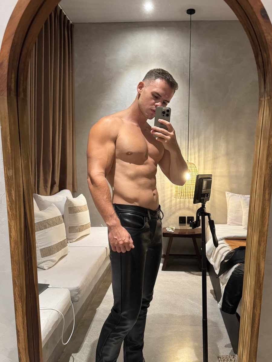 Tom 💎 tweet media