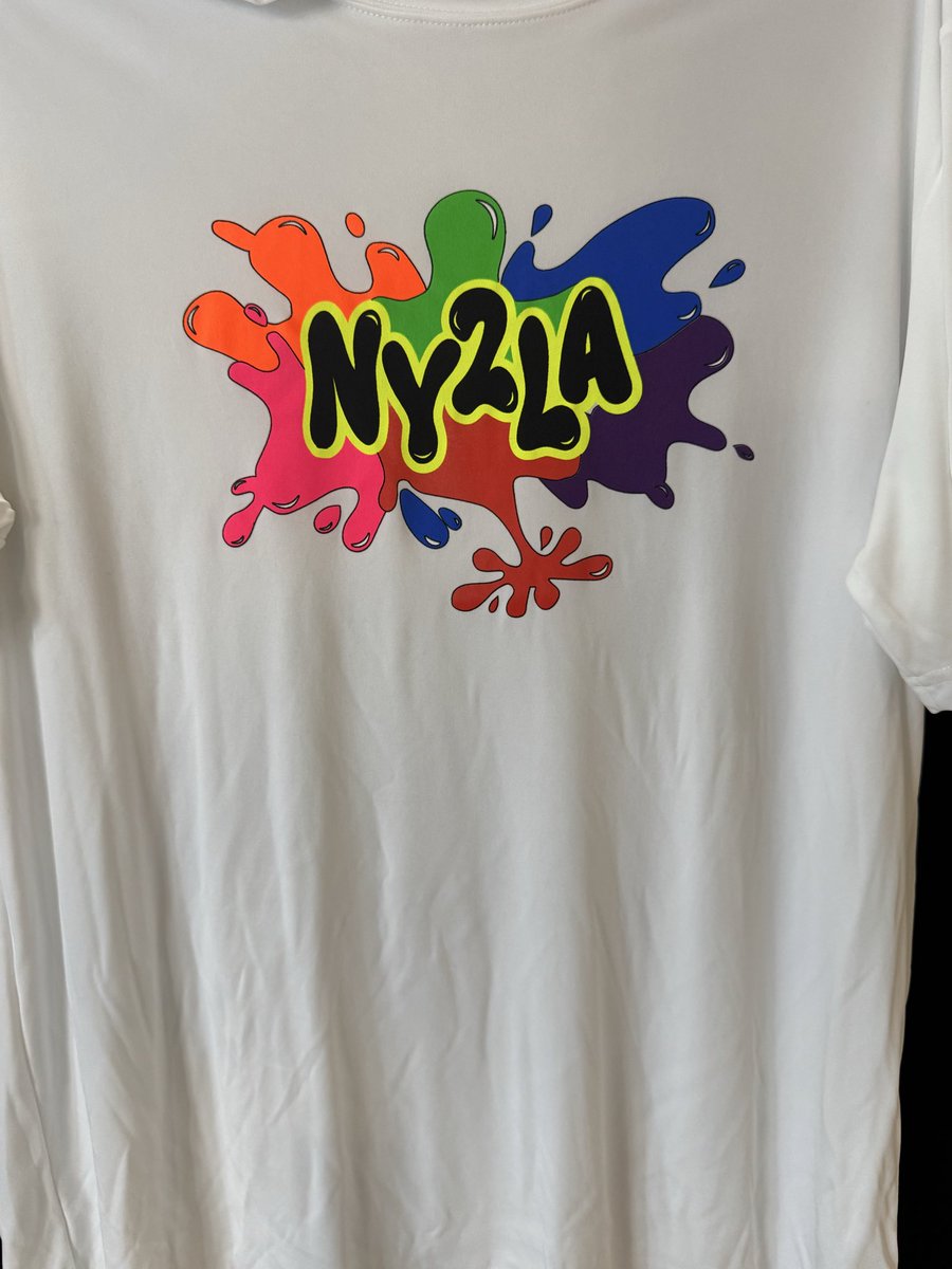 ny2lasports's tweet photo. The @ny2laclothing Pop-Up shop is here at Homestead HS for the Swish N’ Dish - T-Shirts, Hoodies, Socks, etc #NY2LA https://t.co/lPUnoGqkFn
