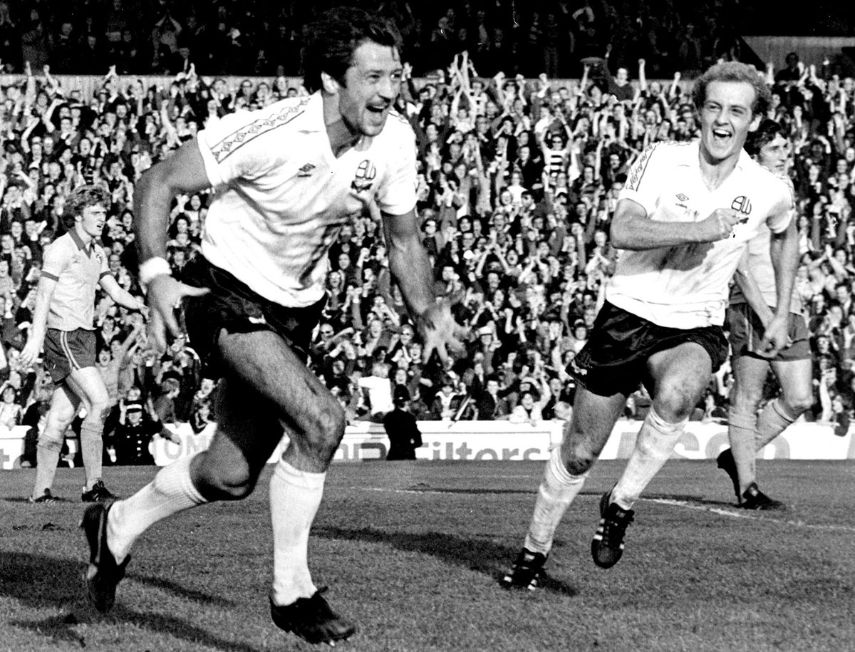On this day, in 1979, Frank Worthington scored twice as Bolton came from behind to beat Manchester United 2-1 in a Division One clash at Old Trafford.

#BWFC #MUFC