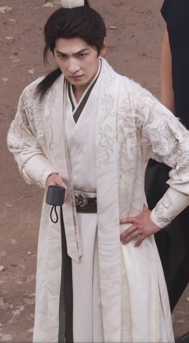 Bu Rang Jiang Shan 不让江山 tweet media