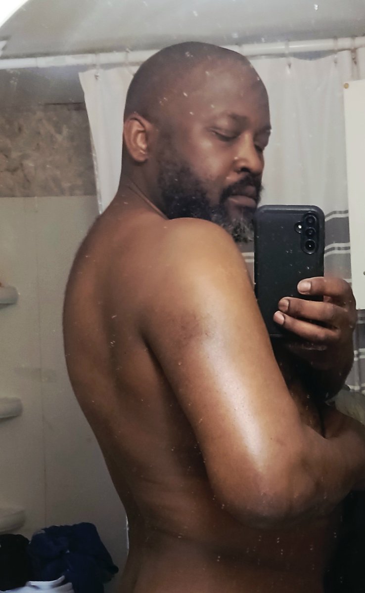 hairyfanboy's tweet image. My #flexfriday is about maintaining and consistency. That's huge for me