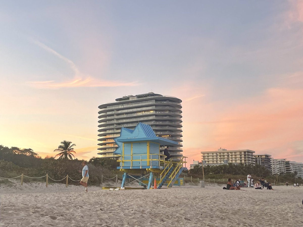 PuzzlesWeaponz tweet media