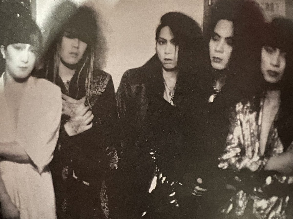 A_T_M_K_unaju's tweet photo. #このバンドorミュージシャンを分かったらリプ・100いいね目指す
ヒント：横須賀発のヘヴィメタル／ハードロック・バンド 🤘1980年代後半の横須賀ロックシーンを語るうえで欠かせない存在で、特に、ライブハウス「かぼちゃ屋」を中心に活動し、XのHIDEに地元の後輩として可愛がられていました https://t.co/KW98T76ODi