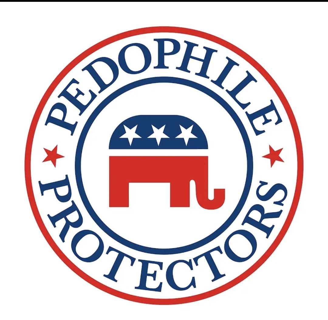 TrumpisaChomo tweet media