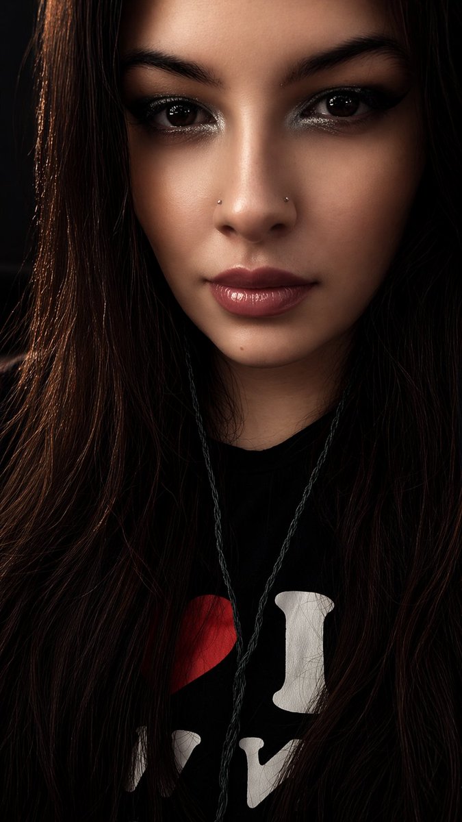 AngelynStream's tweet photo. From Benton. For Benton. 👑

Everything I do…
traces back to where I came from.
Dreamland RP,  live soon.

#DreamlandRP #GTARP #Roleplay #CriminalRP #girlswhostream #altgirls #chatwithme https://t.co/V0ainNZONr