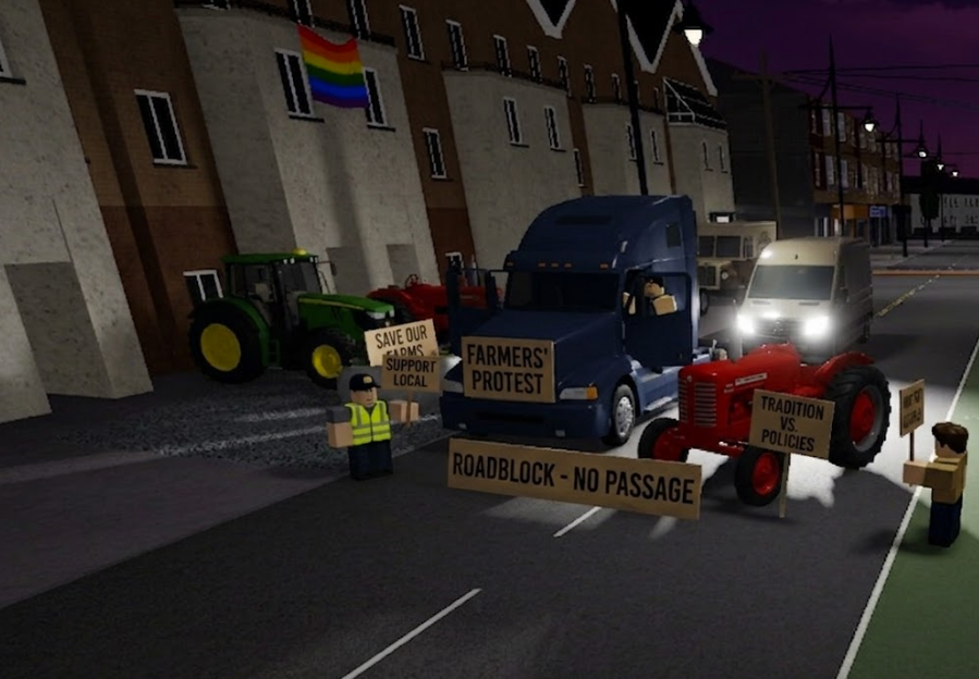 🚨🚨🚨

Farmers and truckers have taken to blocking Glasglough's main street in protest at the rising fuel costs.

The government is yet to respond to their demands or meet with the protest leaders.