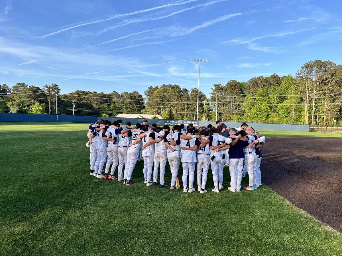 NCCSAthletics's tweet photo. Statement win!  

Eagles take it 15–0 (4 innings) over N. Murray to clinch the Region Championship, moving to 25–4 on the year.

@nccs_baseball https://t.co/vzU0HA2b8C