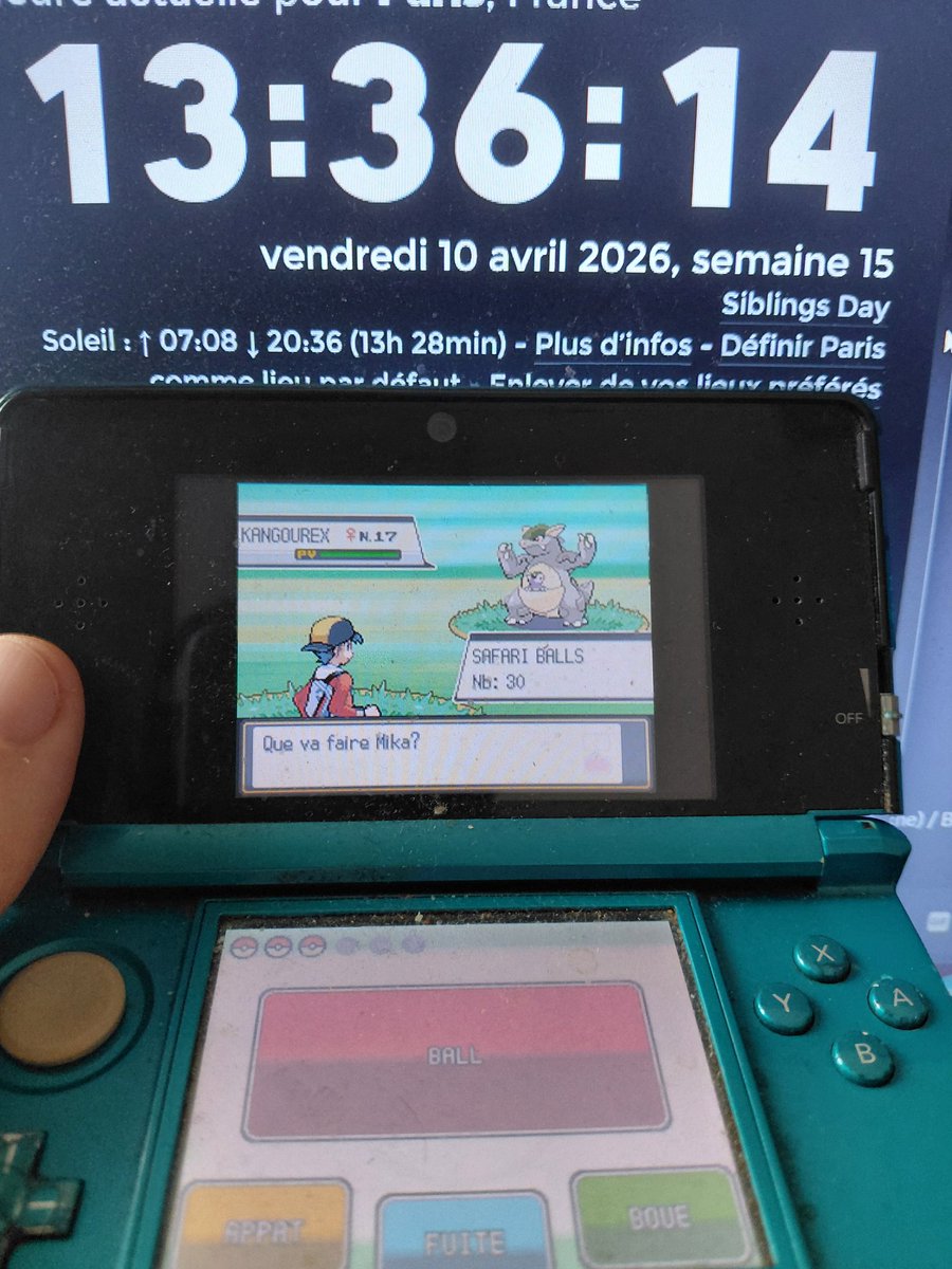 Mika__SH's tweet photo. Kangourex Shiny qui aura fuit au bout d’un shake sur la 1ere ball !! Elle aura attendu 7.514 rencontres sur cette 5eme phase et un total de 31.919 rencontres au global pour que j’en vois un enfin ! On aura pas abandonner sur cette journée #SHLS14 https://t.co/F6J86lrTje