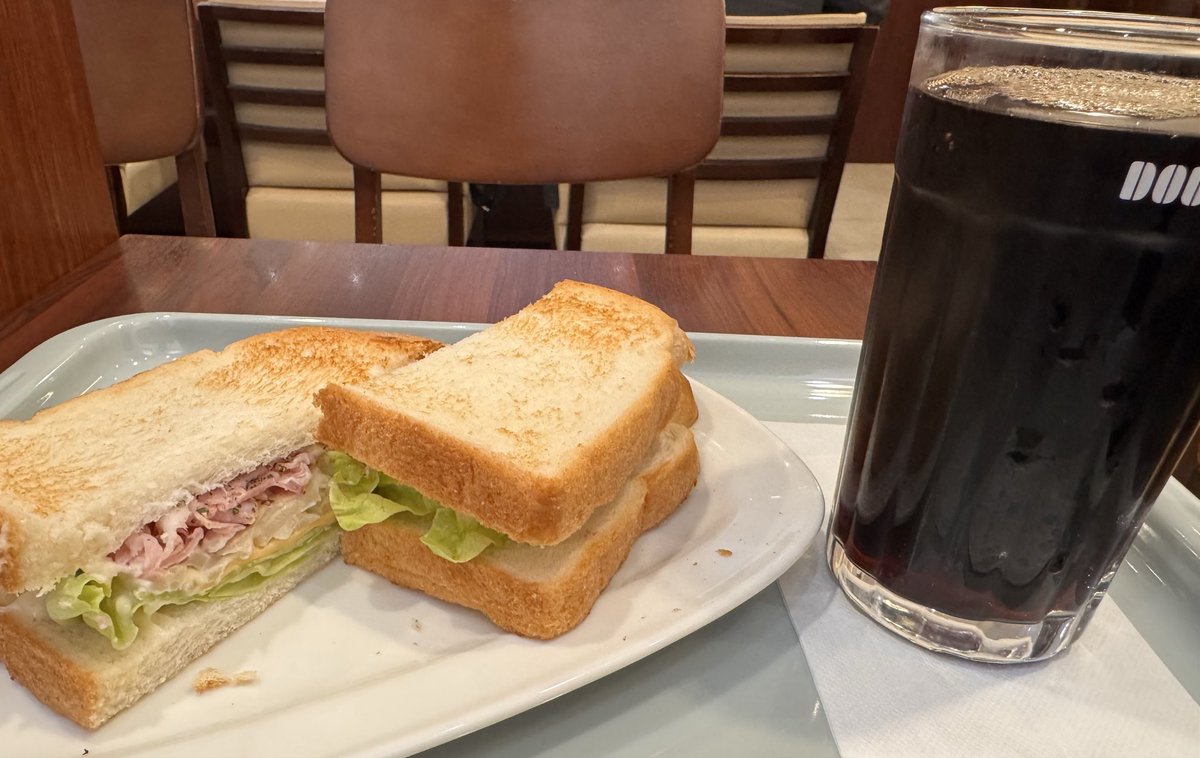 mc8kkun's tweet photo. おはようございます☀いきなり暑い！寒いより全然いい🏃いただきます🤤 https://t.co/hmGUkZ0Sz6