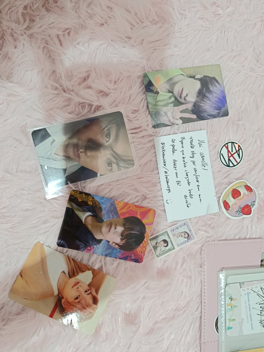 camz ❁ || VAI VER O SKZ E O BTS tweet media