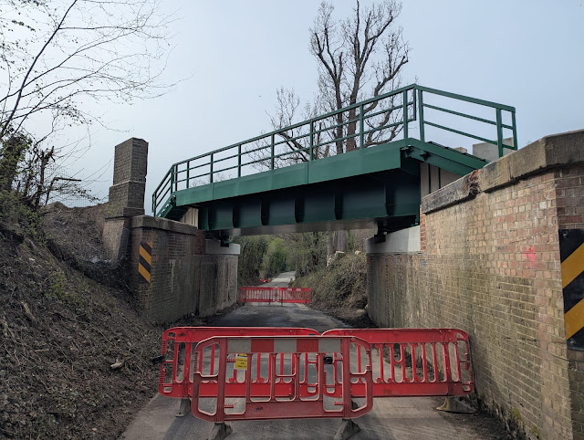 SpaVRofficial's tweet photo. Trains Today
Saturday 11th &amp; Sunday 12th April

Broom Lane shuttle trains operate this weekend while we complete the works at #BroomLane

Tickets are valid for all day travel
and under 16s travel free (with a fare paying adult)

ℹ️ https://t.co/kkmPgRgkN7 https://t.co/NuPJgdBHiK