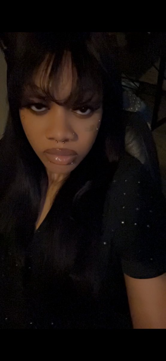Sexy B tweet media