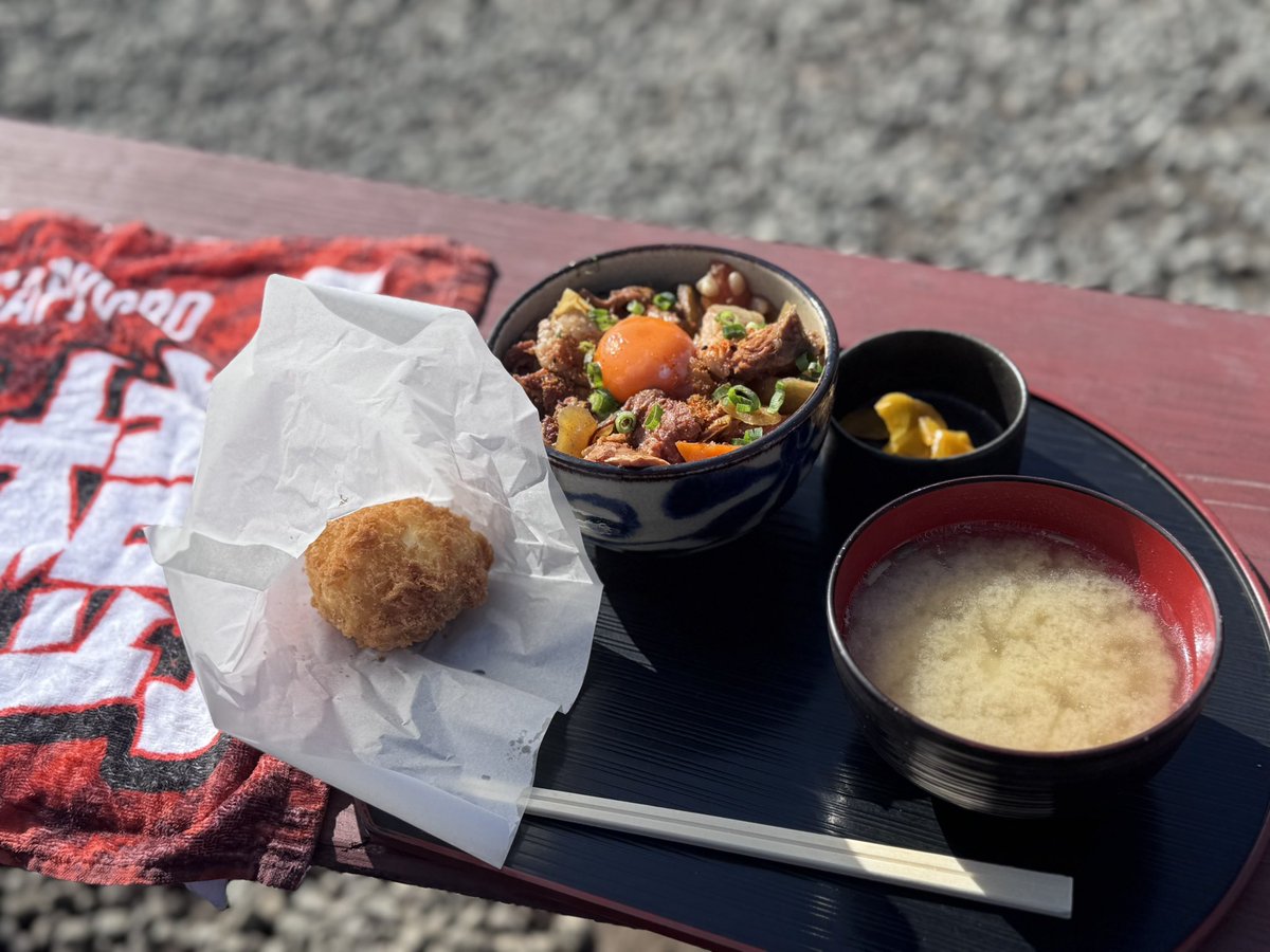 シャビオラ tweet media