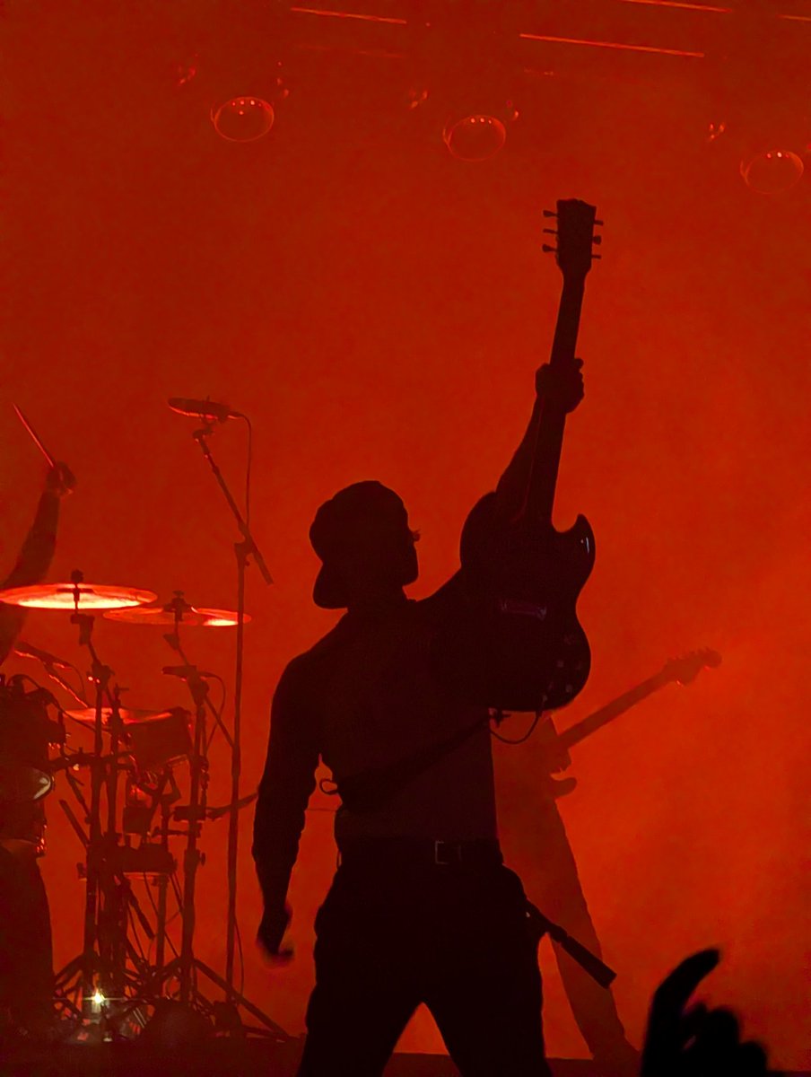 𝑺/𝑷/𝑶/𝑶/𝑲/𝒀 tweet media