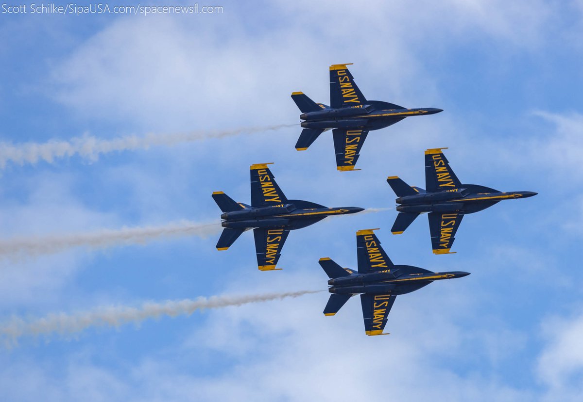 SchilkeScott's tweet image. Friday practice #BlueAngel for Cocoa Beach Air Show while waiting to set remotes for #NASA #SpaceX  #NorthropGrumman #NG24 

📸 Scott Schilke for sipausa.com and spacenewsfl.com