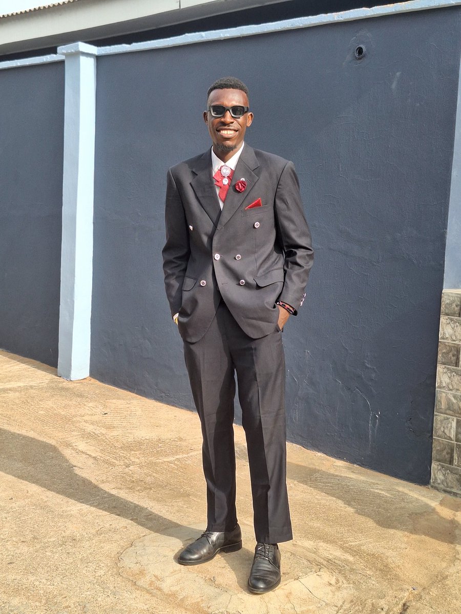 +1 today.

Grateful for God’s mercy, favor, and grace this past year.

Not where I used to be. Not yet where I’m going.

But I’m moving forward.

The future is in His hands 🙏