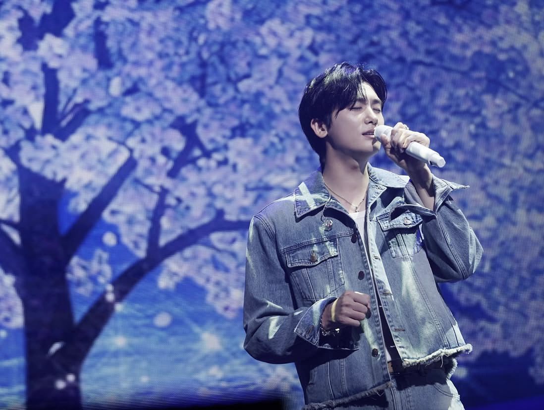 友達が推し活はもちろんなんだけど、いろいろ楽しんでて刺激を受けている😆
私もいろいろ楽しも〜なんて改めて思っちゃった(*´艸`)ｳﾌﾌ♡
今日も頑張りま〜す(๑˃̵ᴗ˂̵)و 

#PARKHYUNGSIK
#박형식
#パクヒョンシク