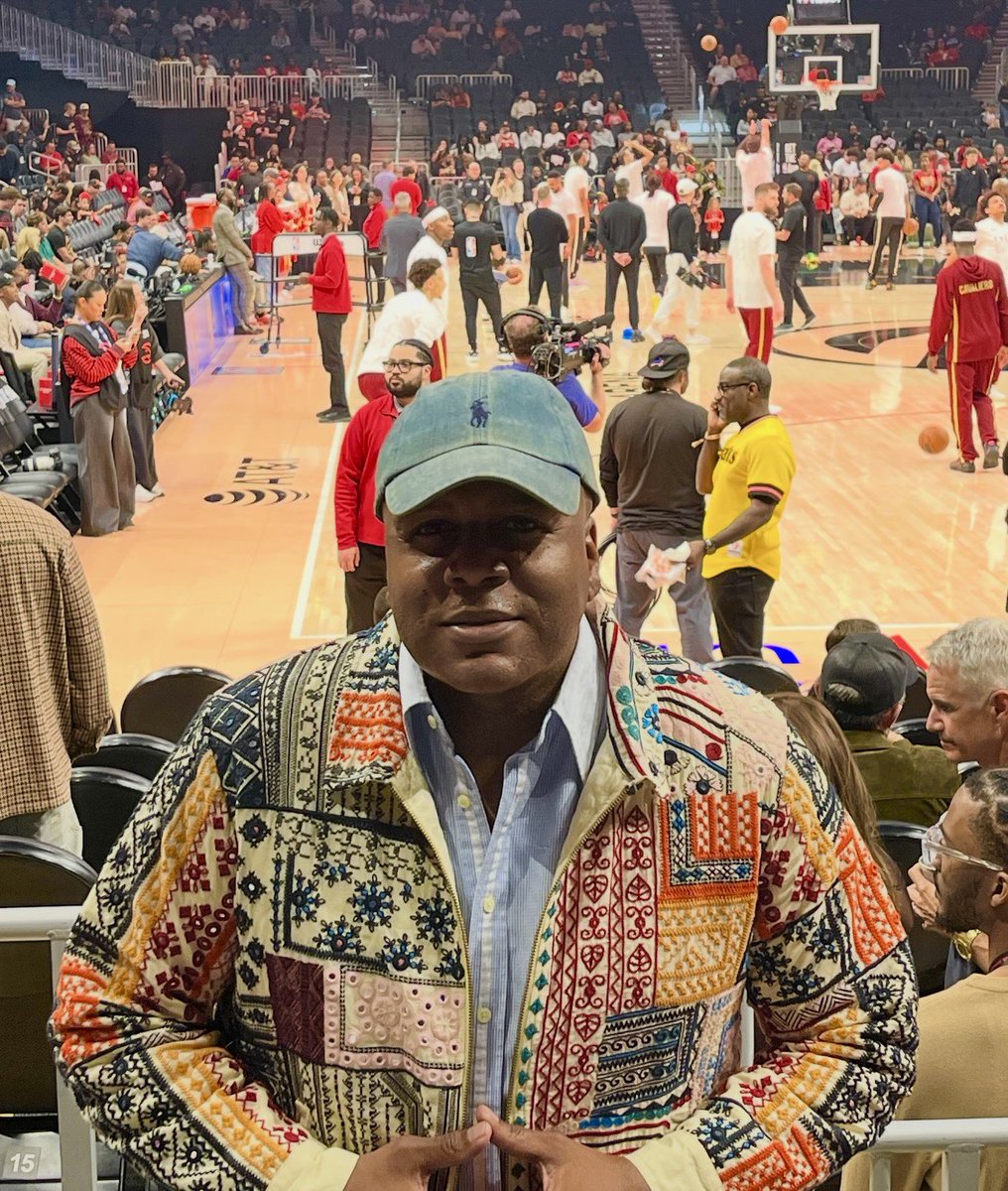 bmh1973's tweet image. #currentsituation Last home game for the Season . Let’s Go @ATLHawks !