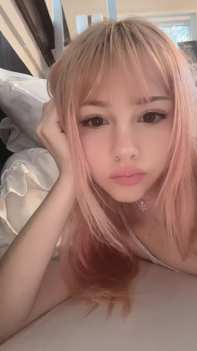 ᕱ⑅ᕱ scarlett tweet media