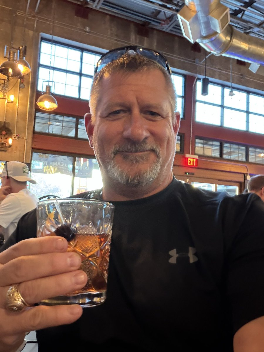 AllAmerican tweet media