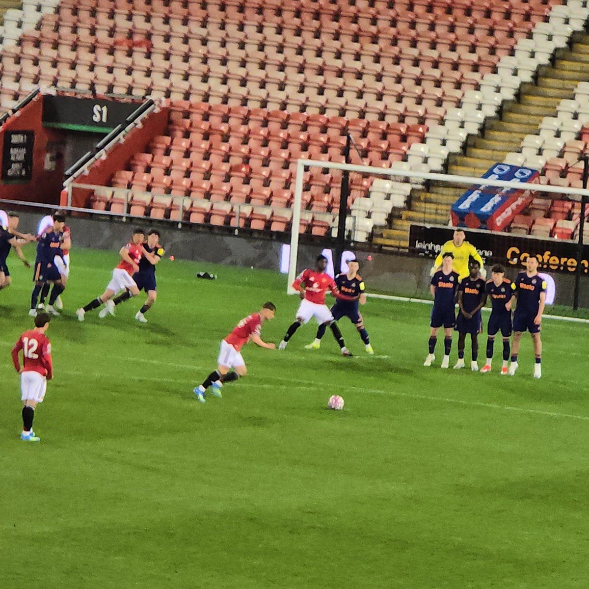 NinomaxMUFC's tweet image. Manchester United 1-3 Newcastle United at FT: Victor Musa with United's goal: #MUAcademy #MUFC #MUNNEW #PL2 #ManchesterUnited 🇾🇪🇾🇪🇾🇪