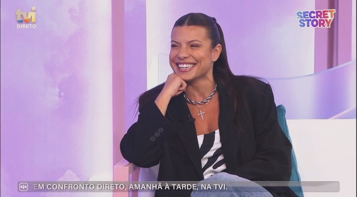 beazinha tweet media