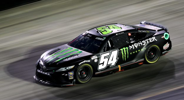 Caiden ☆ tweet media