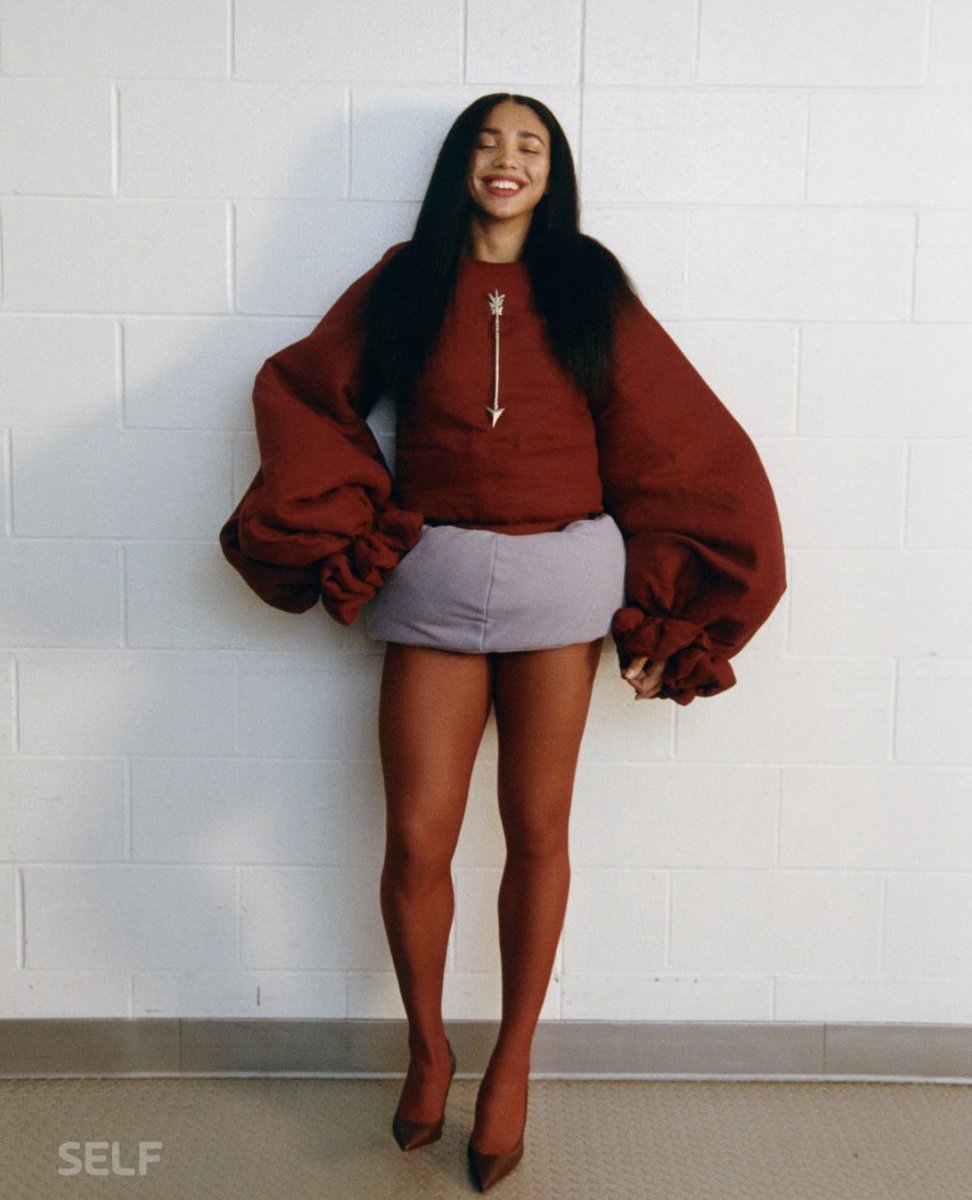 L (t cloud #1 fan) tweet media