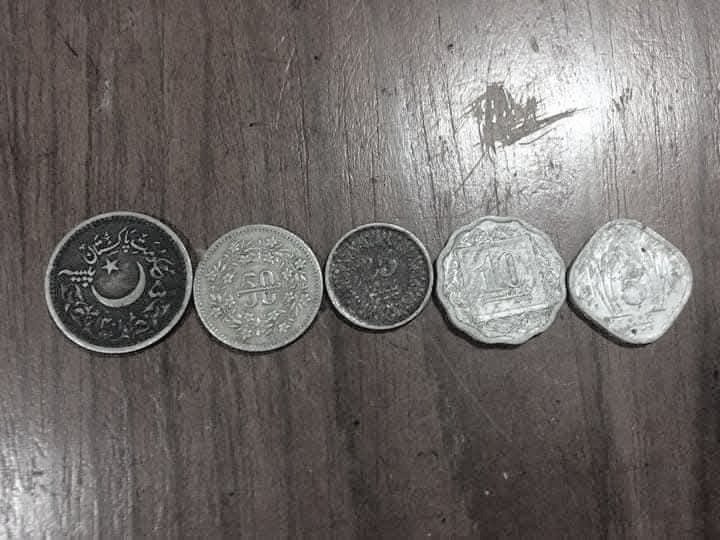 punj_aabii's tweet photo. میرا پلہ خالی دا خالی رہیا
تیرے ناں دے سارے سکے وی چلا کے ویکھے https://t.co/ufgsM2vUhp