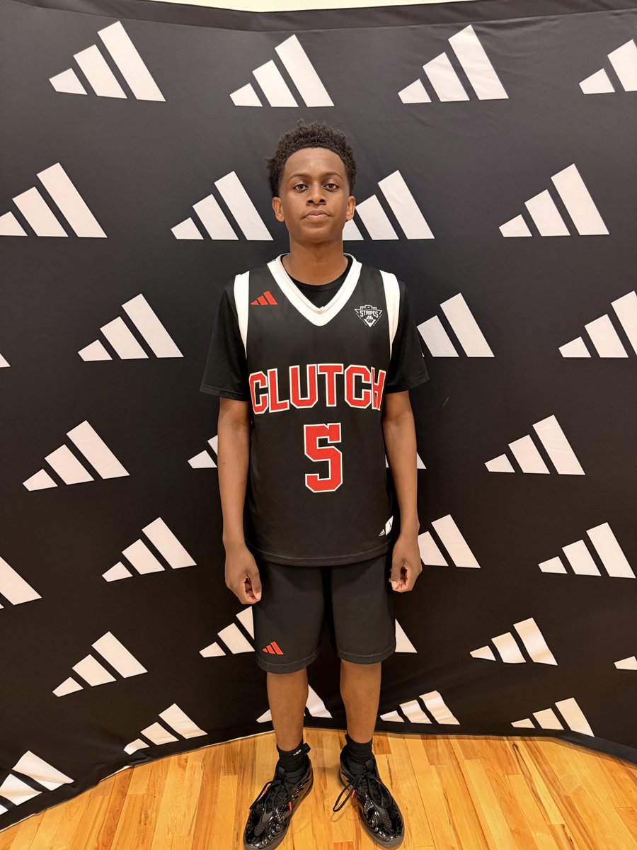 scopescouting's tweet photo. 2028 Montana Davis | 6’3 PG | Cap City Clutch (NC)

Montana is a playmaking guard who sees the floor well and makes advanced reads, including no-look passes. He plays through contact, gets to his spots, and can knock down the open jumper. Brings size and feel to the position.

19 PTS 7 REB 4 STL 2 AST in win over Gulf Coast Warriors (FL)

#ProvingGrounds @cap_clutch