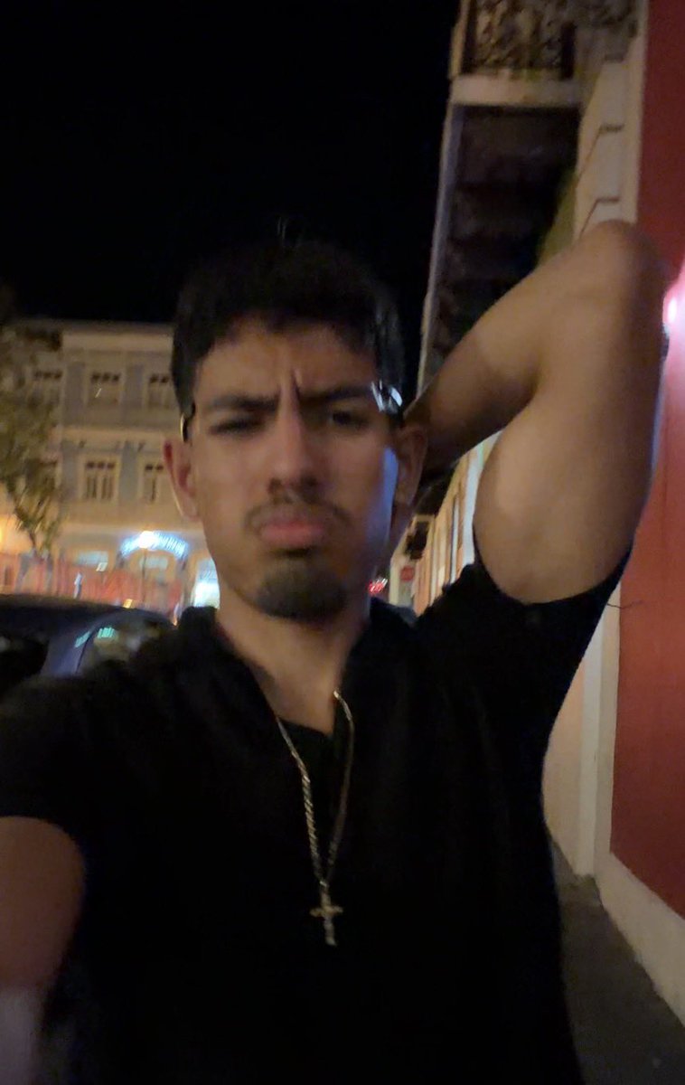 CeaserSaled's tweet image. #Me drunk on the streets of Puerto Rico