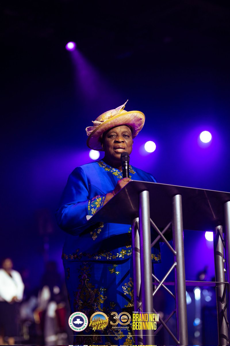 folflame's tweet photo. Pastor Mrs Folu Adeboye prays for families
Festival of Life is 30🙌🏽
 #rccgfoluk #christian #scripture #faith https://t.co/PhxHcRHFzO