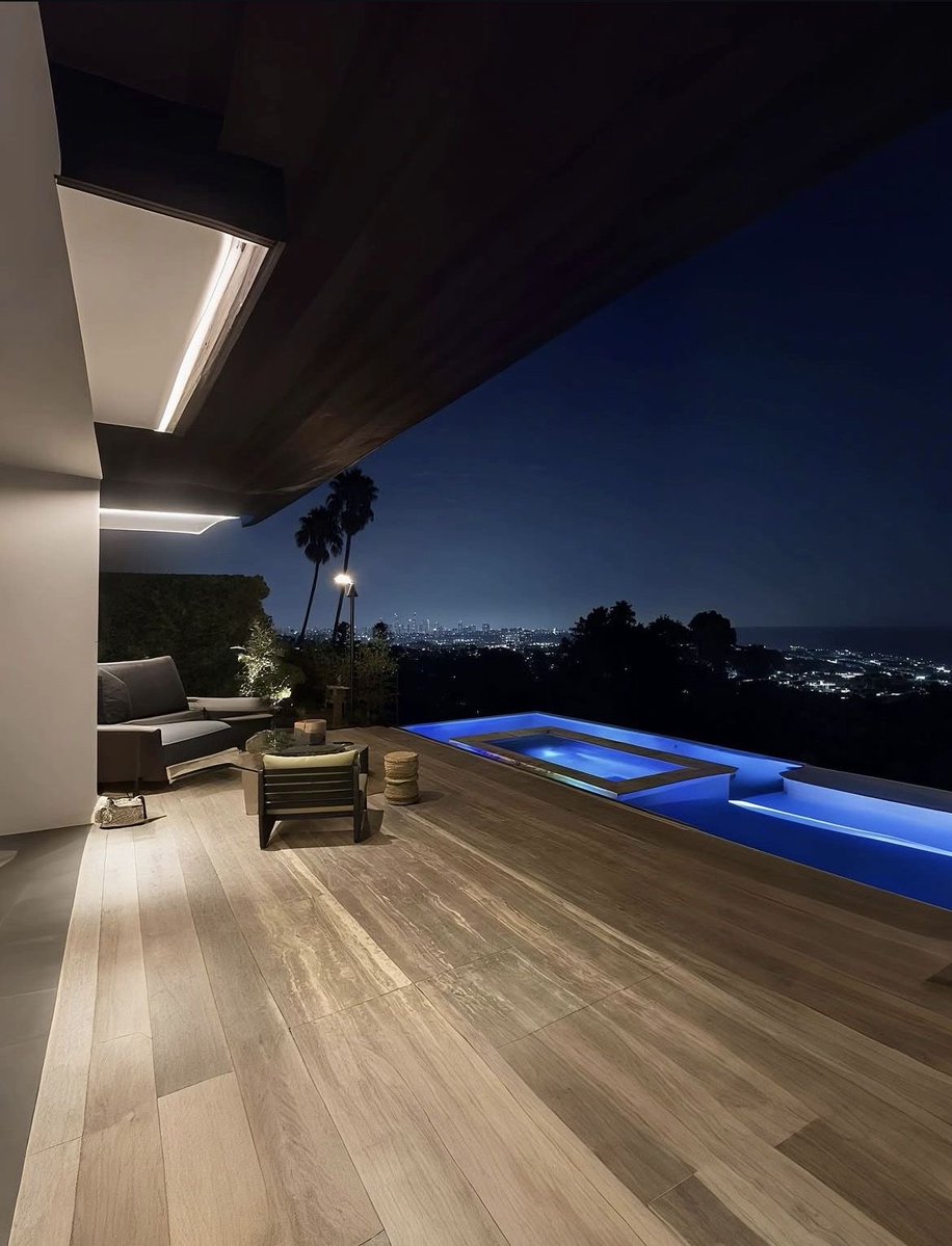 Bruca 🎪 tweet media