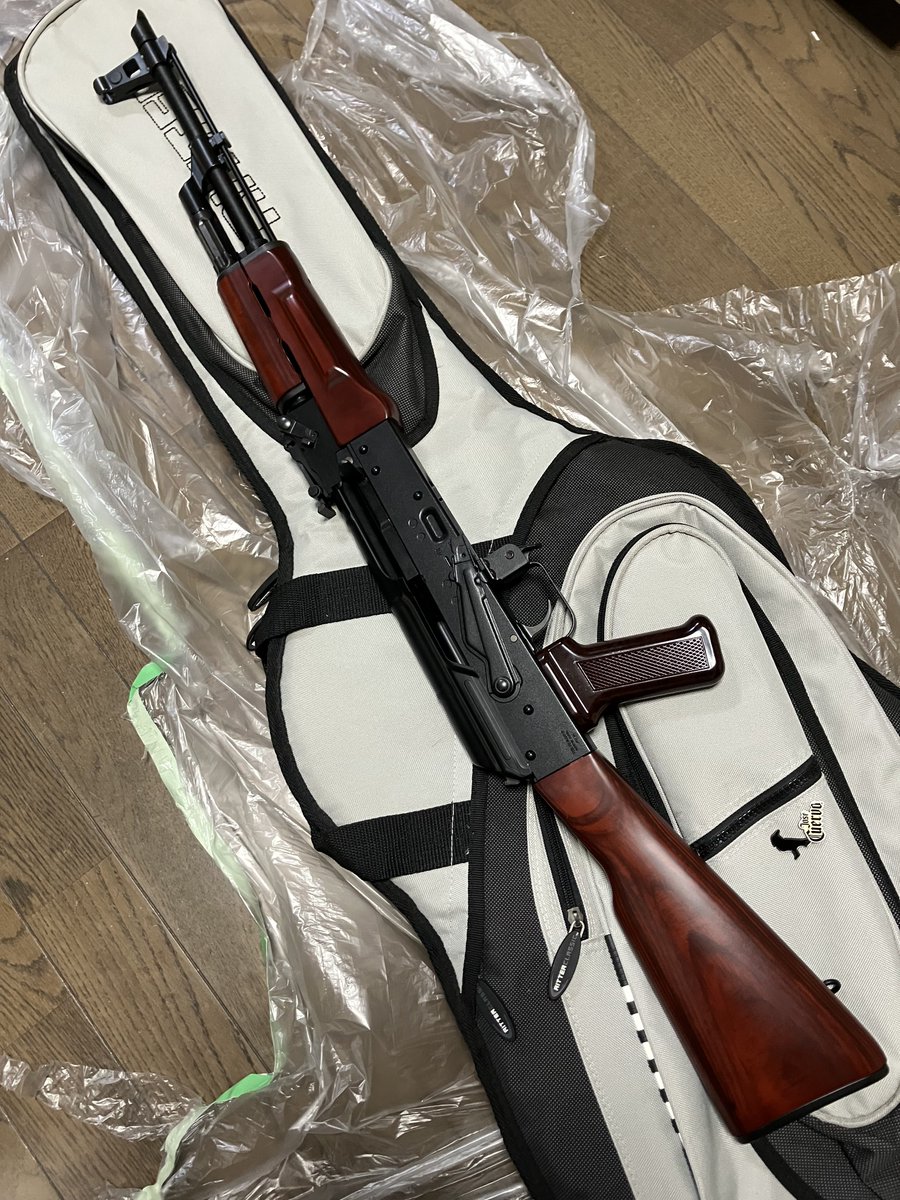 3939_sabage's tweet image. 明日暖かいからAKMサバゲーデビューさせちゃおーっと😆
#サバゲー #サバゲーマーさんと繋がりたい