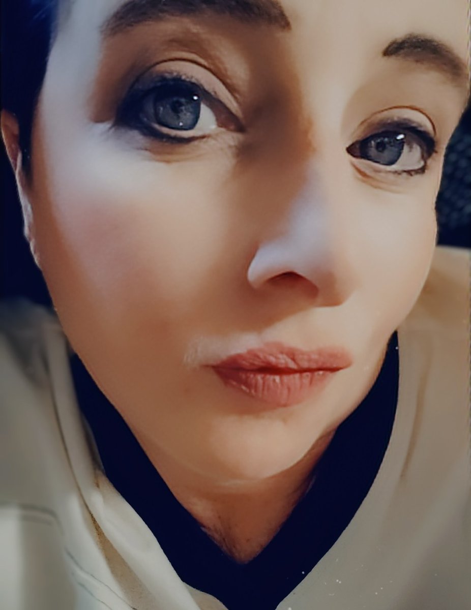 Dzintra - Author tweet media