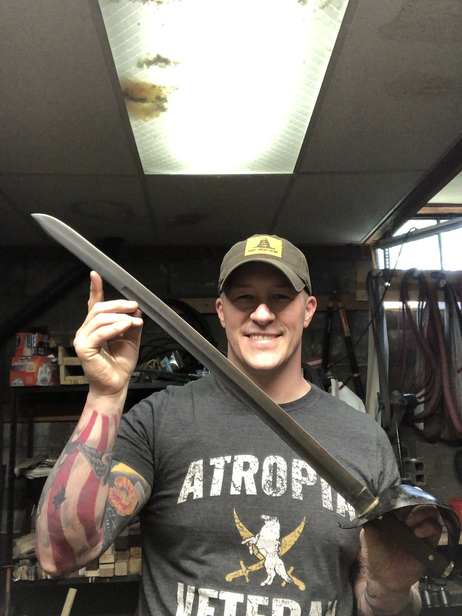 NagelHausForge's tweet photo. For my new Japanese audience: what do you think of some of my larger blades? https://t.co/yQ7j802zGm