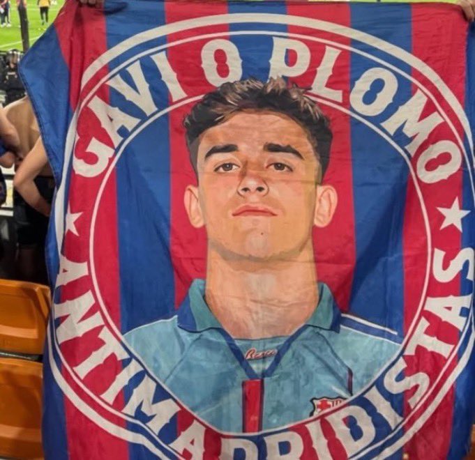 D A V I D tweet media