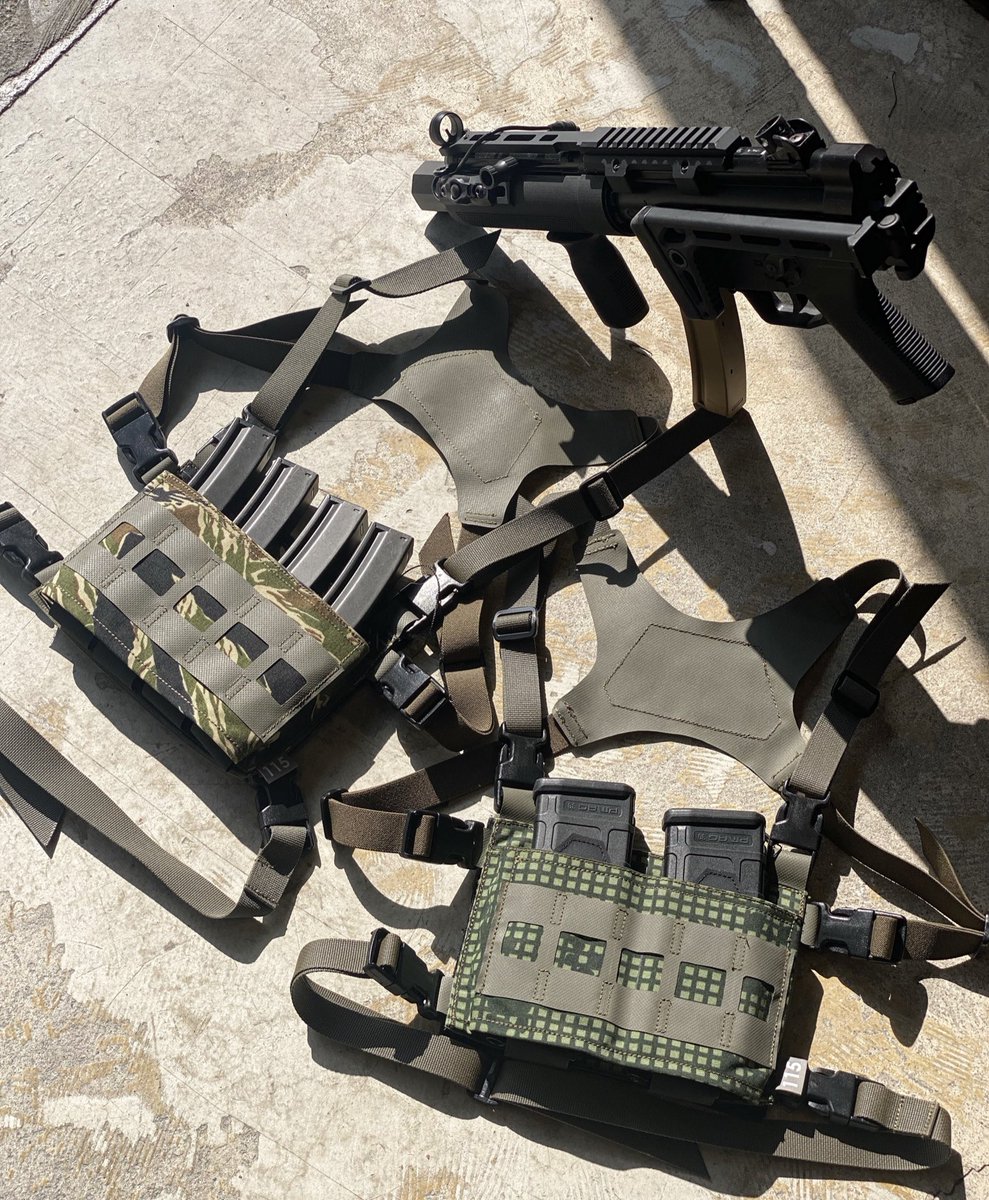 x115xtaylor's tweet image. 4.12(日) 爆裂祭💥💥
⭐︎池袋サンシャインシティ文化会館3階⭐︎
アイテム速報⑤
C21 "BLACK JACK"MICRO CHESTRIG!!
定番にしてロングセラーマイクロチェストリグC21！！
マイクロチェストとして必要な機能が必要な分だけ、必要最小限の場所にある。