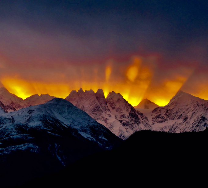 (Quiet) Storm ☽✪☾ tweet media