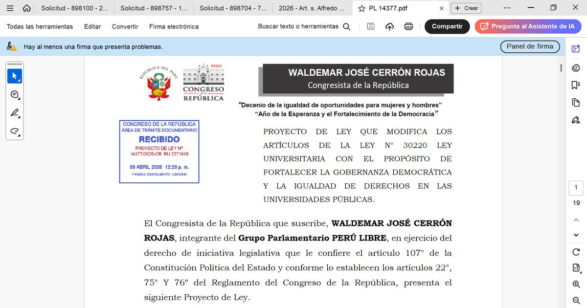 Desde el Congreso, Perú Libre ha destrozado la calidad de la educación universitaria en alianza con la derecha. Ahora aniquilan todo criterio meritocrático: Aprobaron la promoción automática de docentes y proponen anular requisitos para ser decano o rector. Miseria y mediocridad.