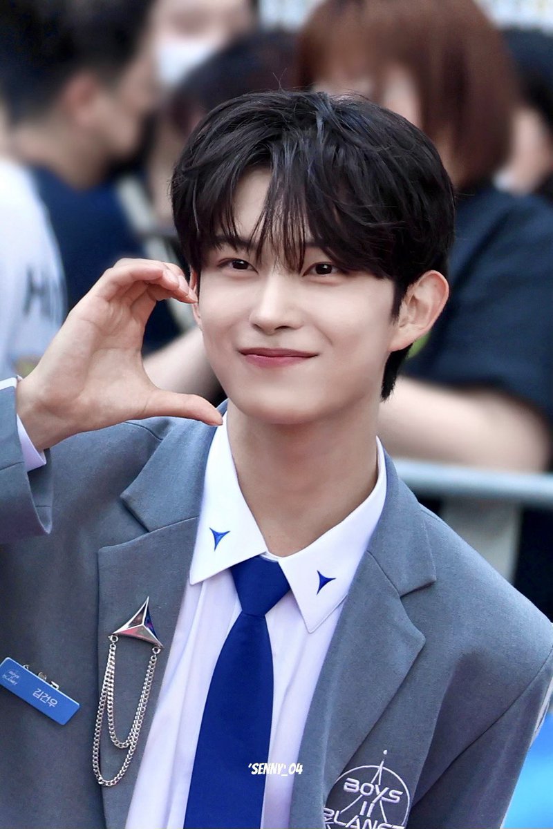 M🐰 tweet media