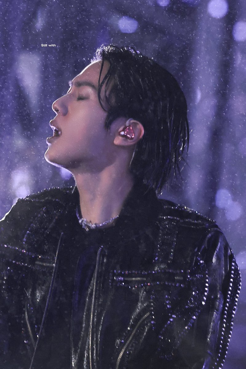 seokjin pics that go 𝒽𝒶𝓇𝒹 tweet media