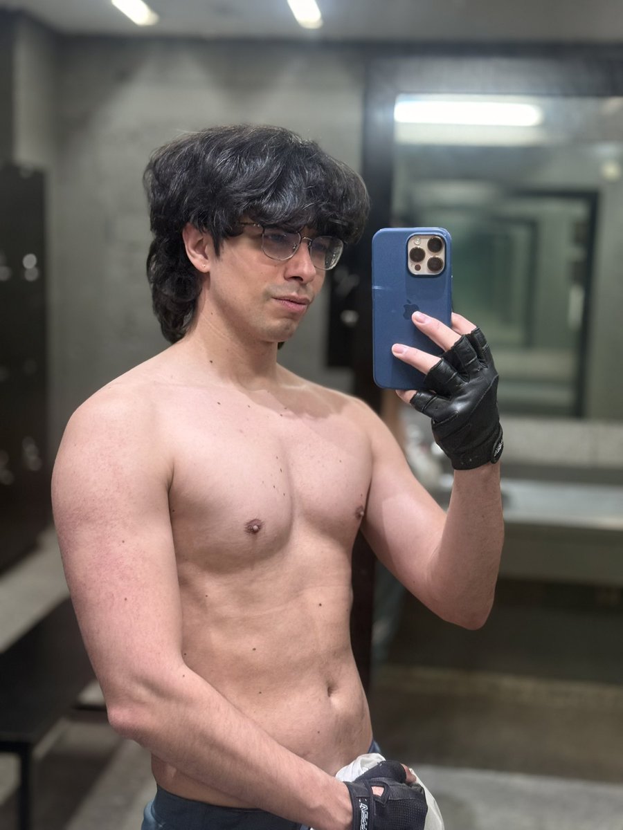 Chris Valenzuela tweet media